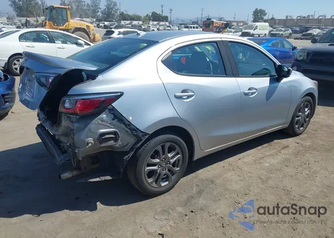 2019 Toyota Yaris Le from USA, damaged, VIN 3MYDLBYV0KY513571